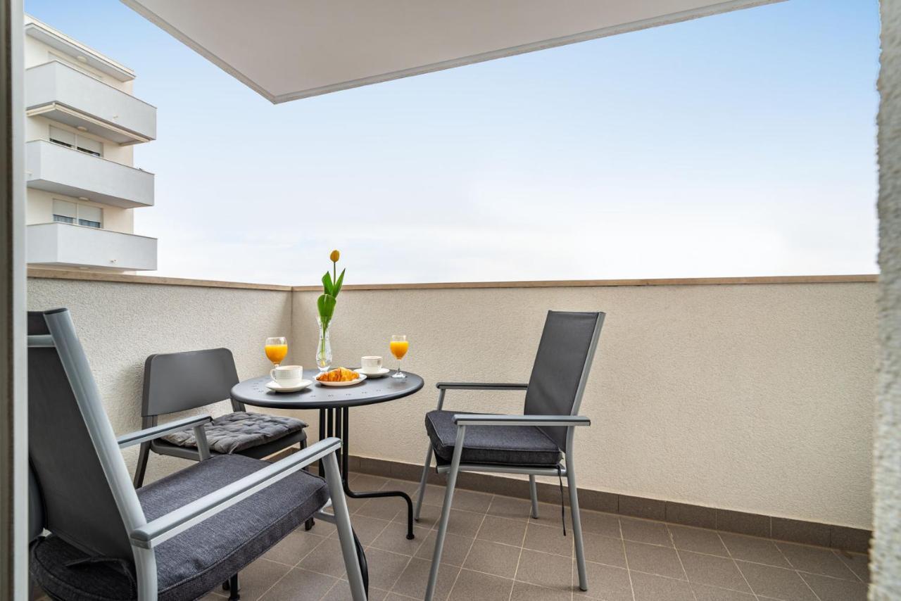 Ap Stella, Center Of Zadar, 2Br, Parking Apartamento Exterior foto